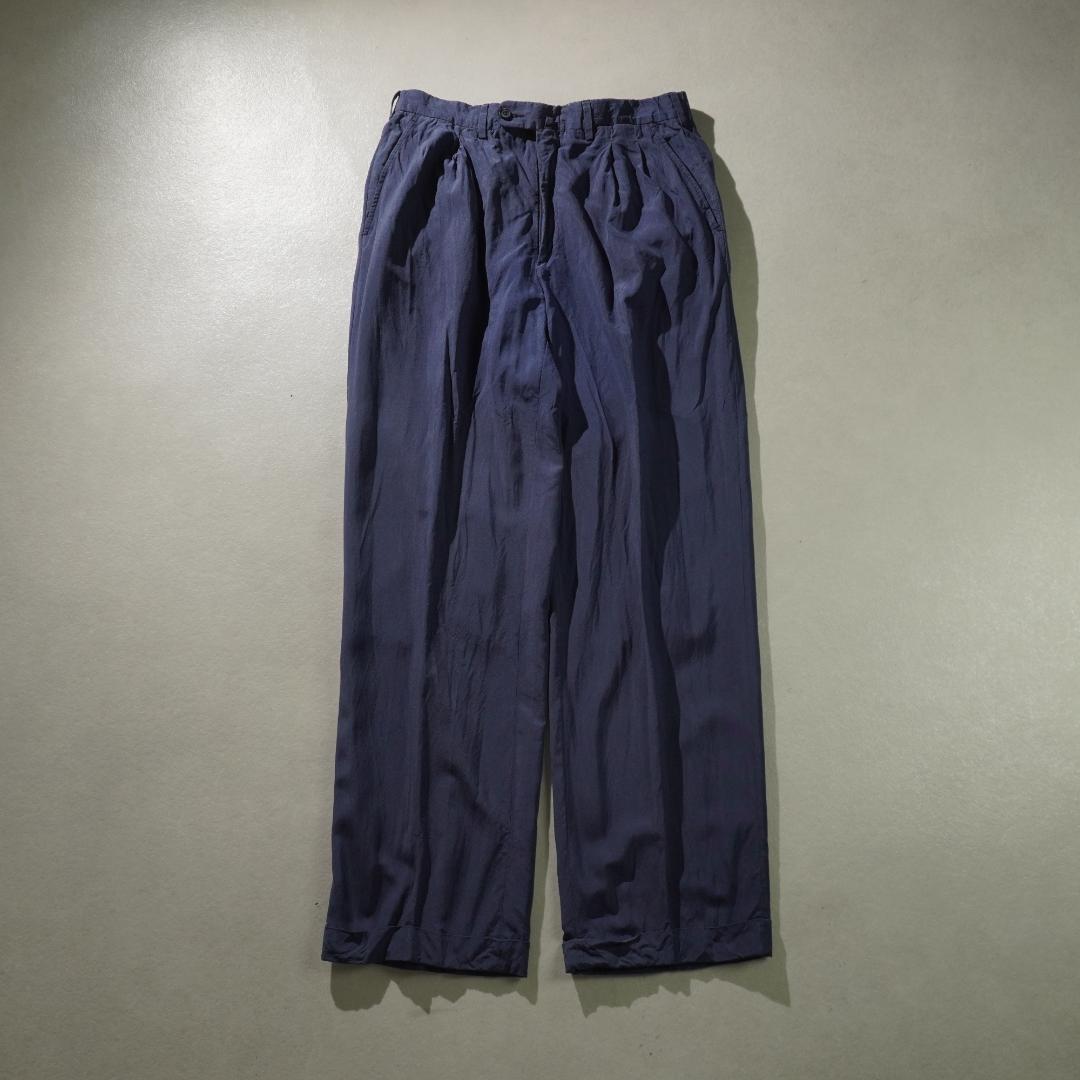 FENDI シルク セットアップスーツ 無地 ネイビーブルー/AZ84