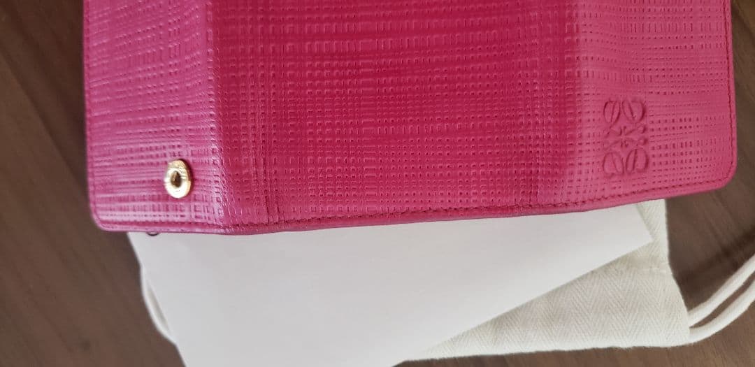 LOEWE ピンク キーケース 保存袋付き