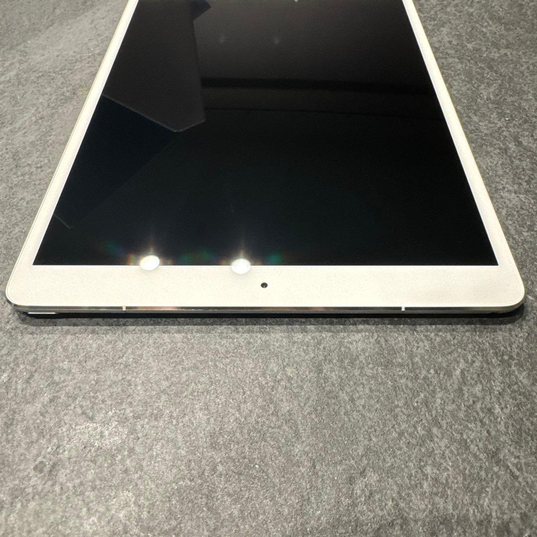 おまけ有iPad Pro 10.5インチ　wi-fi+cellular　KDDI