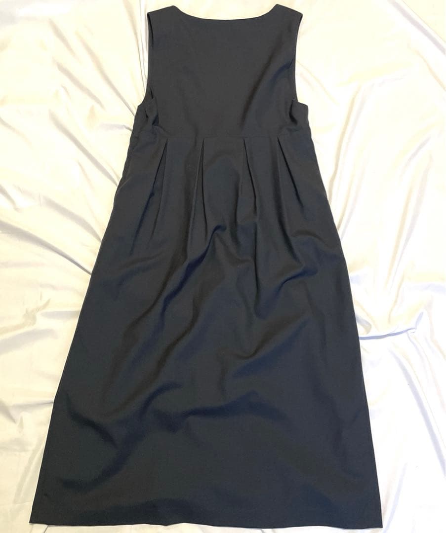 Mochi ディープブルー　ジャンパータックスカート　S モチ