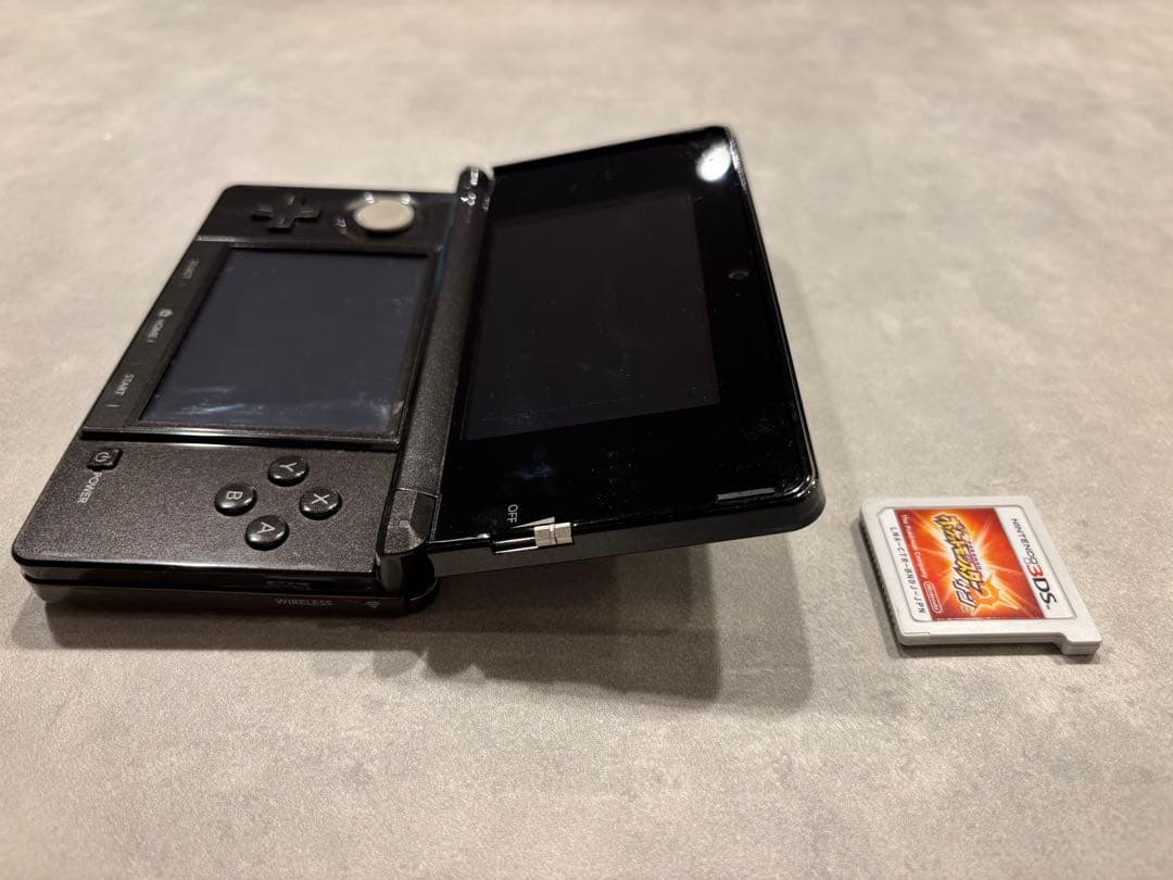 【即購入可】ポケットモンスター　サン ニンテンドー3DS本体・充電器付