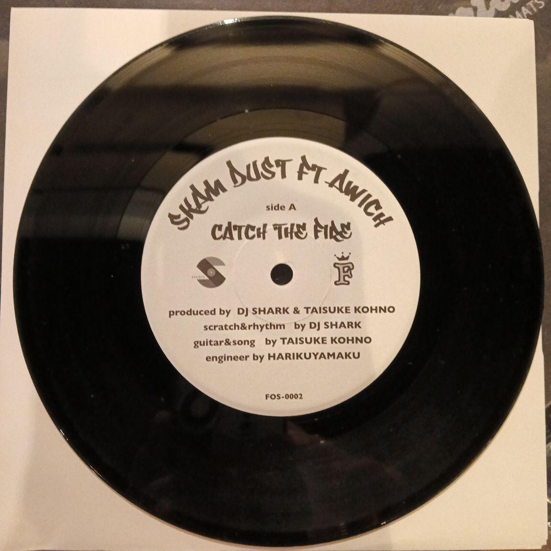 SKAM DUST ft. Awich CATCH THE FIRE7インチ