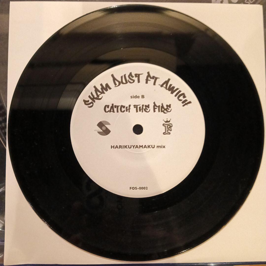 SKAM DUST ft. Awich CATCH THE FIRE7インチ