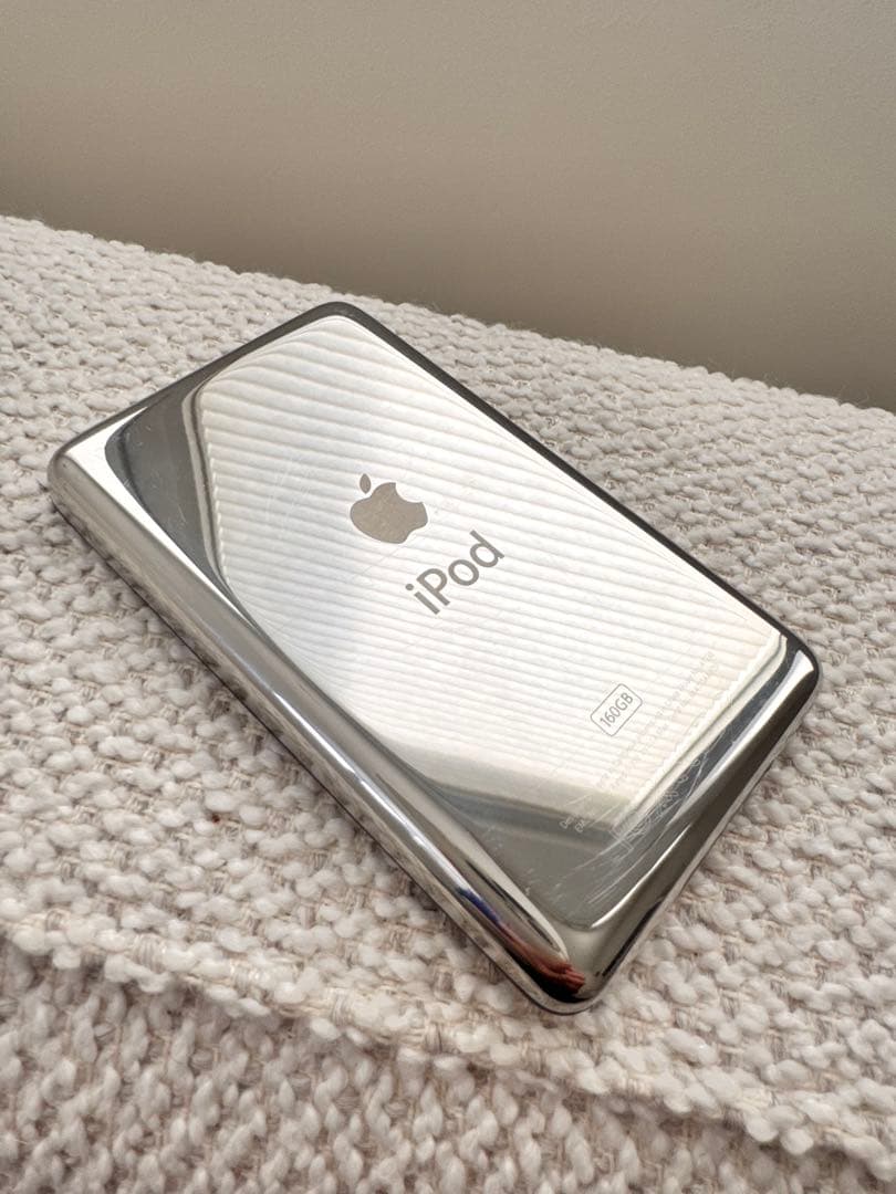 【極美品】iPod classic 第6世代 160GBブラック 新品バッテリー