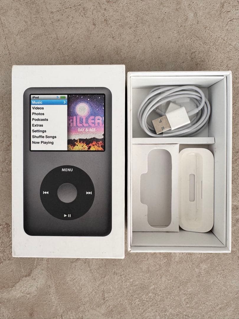 【極美品】iPod classic 第6世代 160GBブラック 新品バッテリー