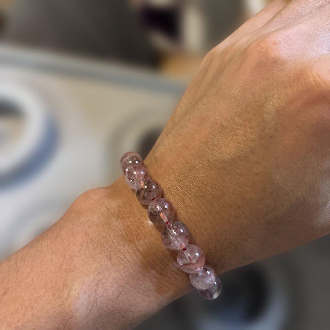 赤富士！綺麗！ズーンと来る！レッドピラミッドファントムクオーツ！