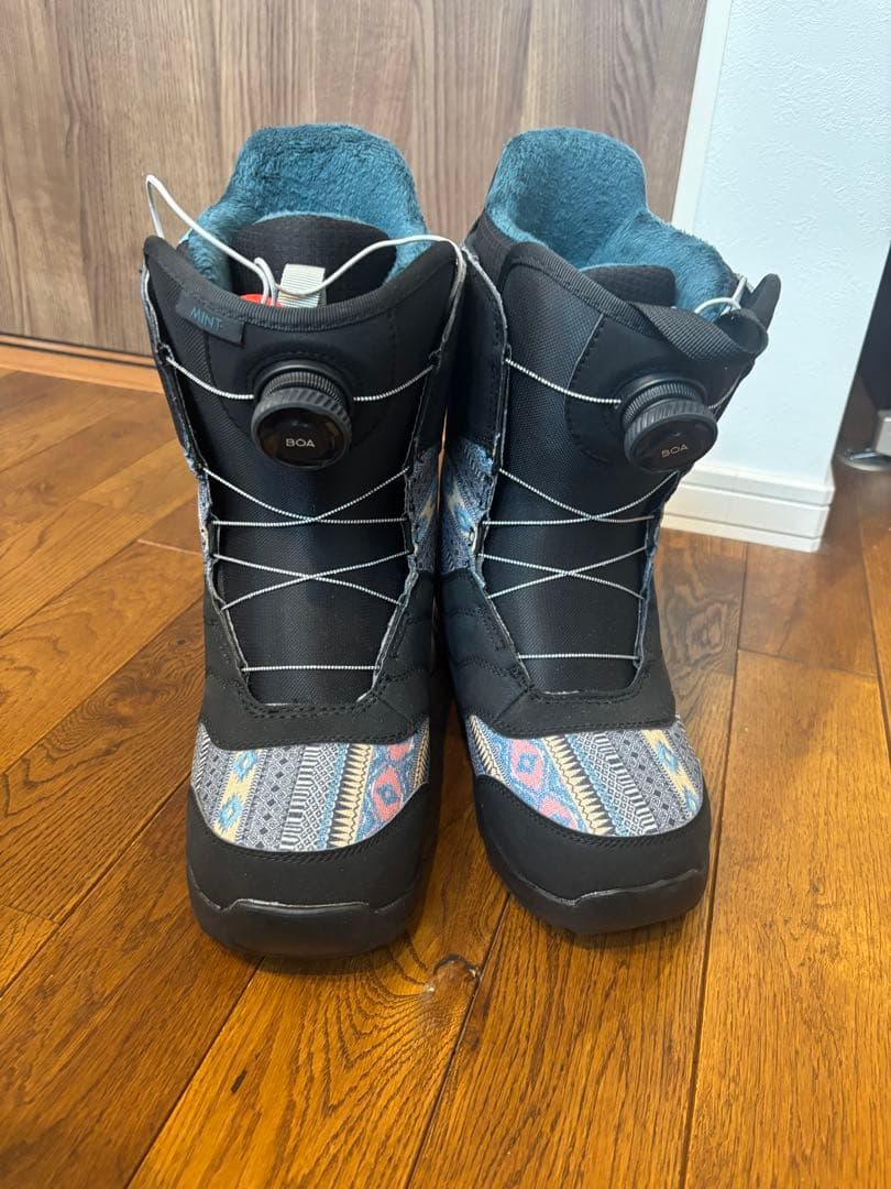 新品　Burton スノーボード　ブーツ ブラック　25cm 女性　レディース