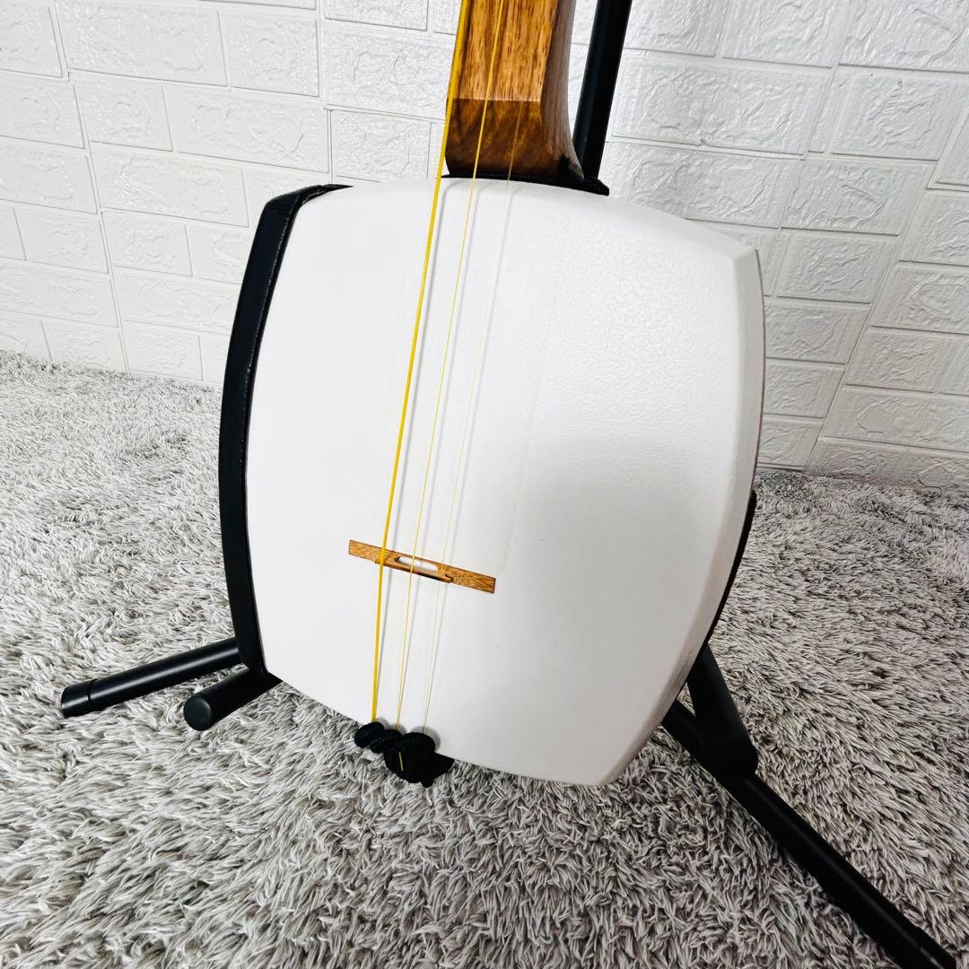 美品　津軽三味線　太棹　犬皮　花梨　東さわり　撥　皮やぶれ無し　初心者　入門