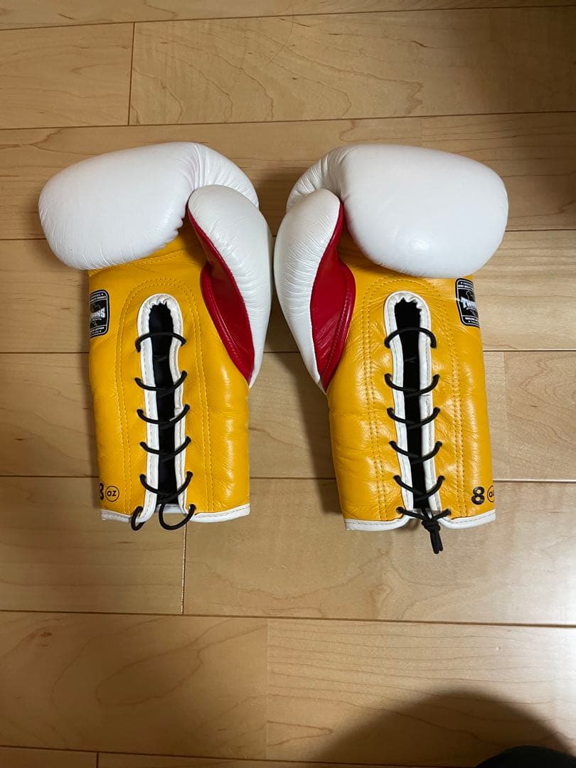 TWINS SPECIAL ボクシンググローブ 8oz