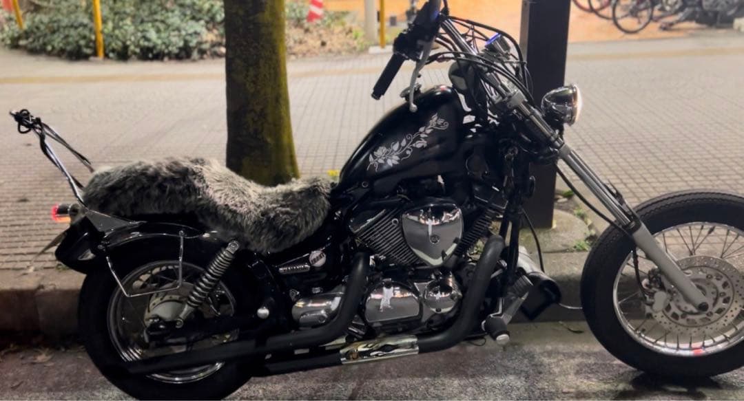 ガレージt&fドラッグスター250スポーツタンク