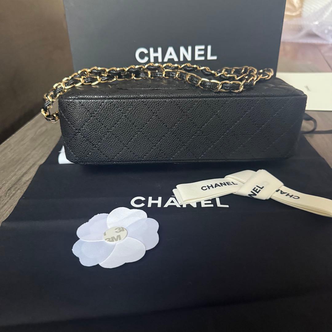 ブラック ショルダーバッグ