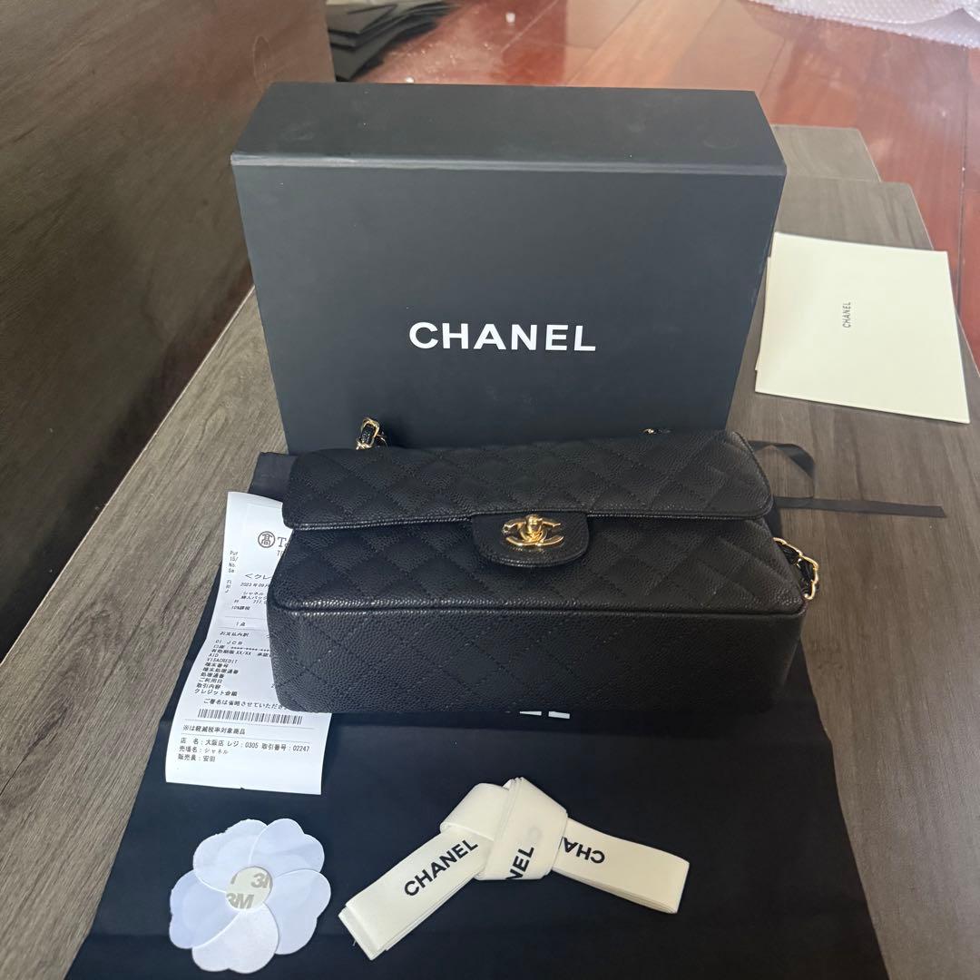 ブラック ショルダーバッグ