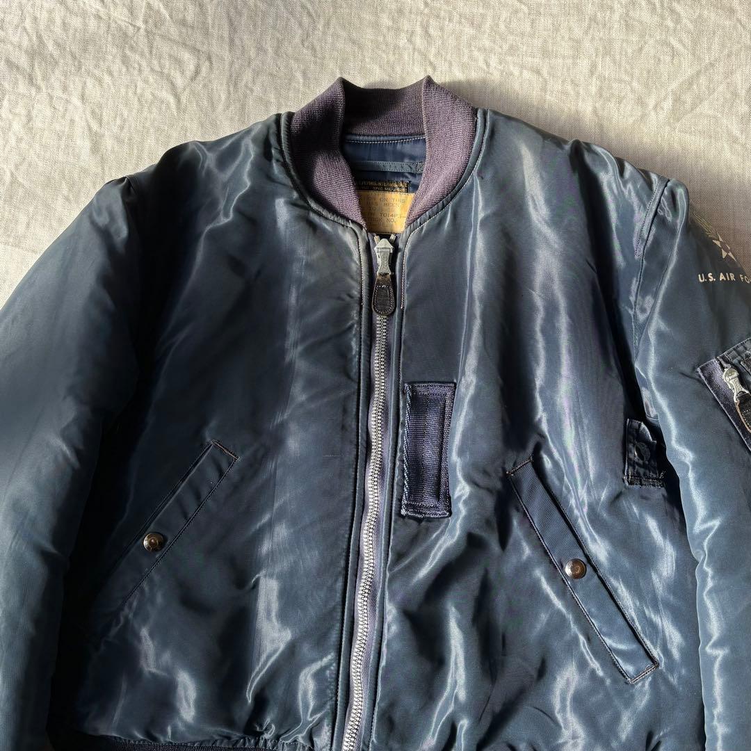 名作 バズリクソンズ B-15CフライトジャケットMA-1 M13184 紺色