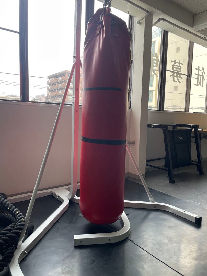 【WILDFIT GYM】サンドバッグ&スタンド、固定用砂袋付き 引き取り限定