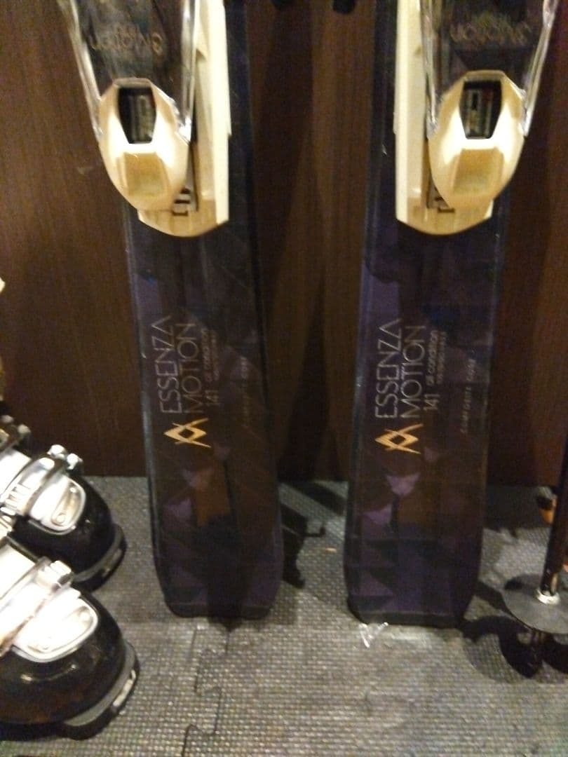 高品質/VOLKL/ジュニア・レディース用/スキーセット/メンテ・WAX済み✔