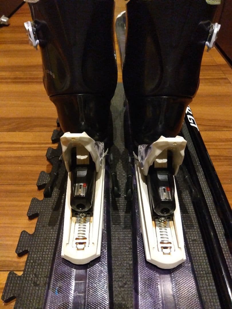 高品質/VOLKL/ジュニア・レディース用/スキーセット/メンテ・WAX済み✔