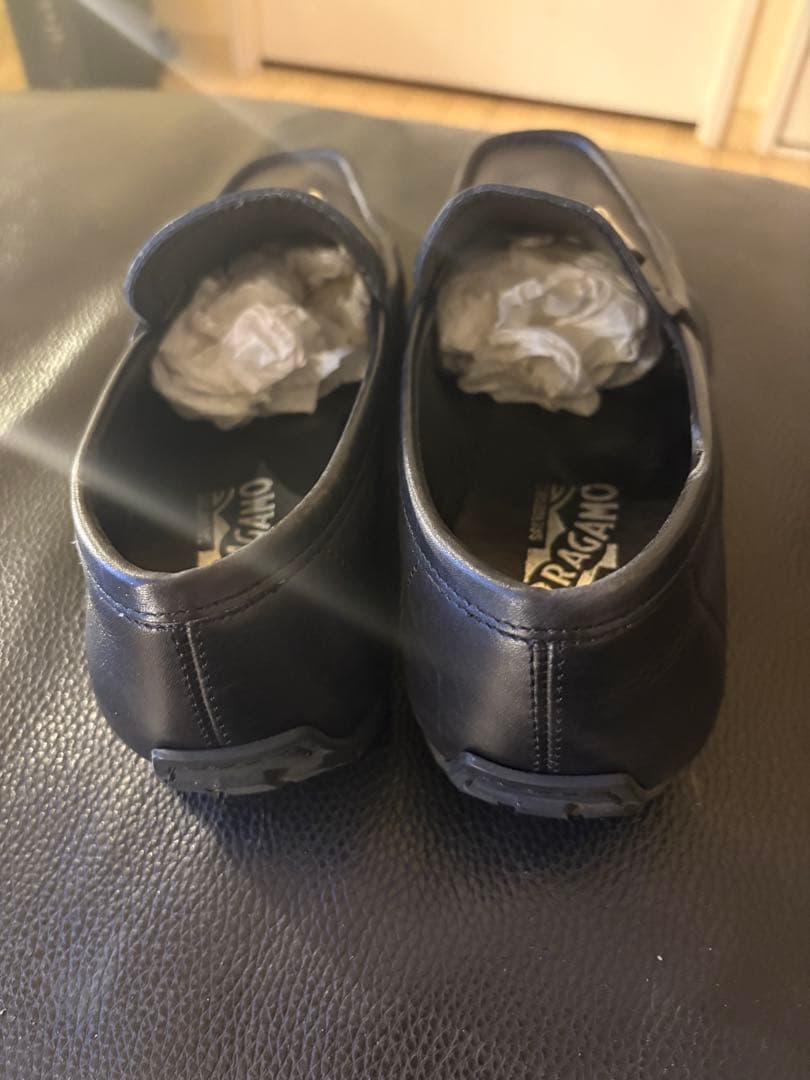 使用1-2回 Salvatore Ferragamo 黒 ローファー