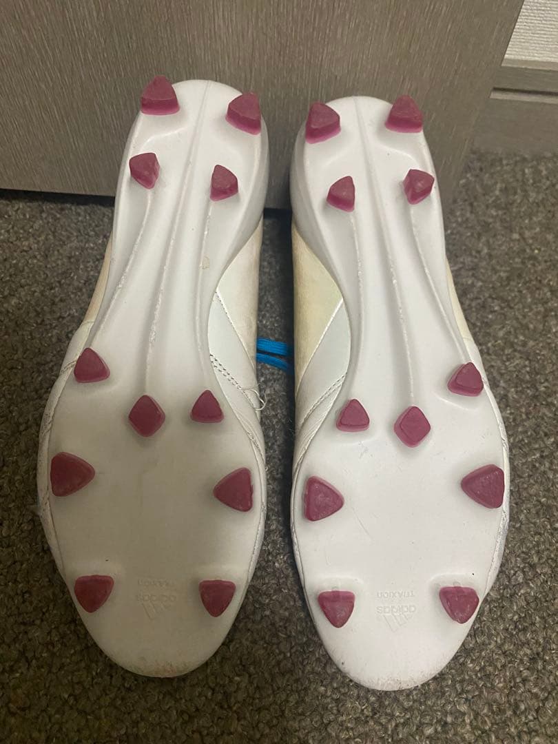 adidas サッカーシューズ スパイク ホワイト/ブルー/ピンク