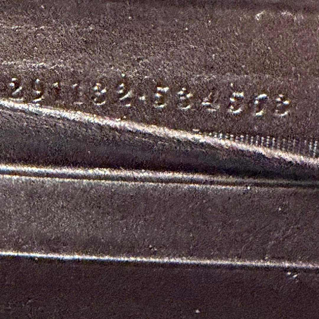 新品同様‼️ グッチ　GUCCI 財布　長財布　シマレザー　ラウンドファスナー