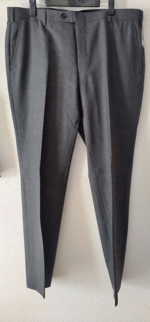 【未使用品】　メンズビジネススーツ　3ピース　BB7　グレー　訳あり