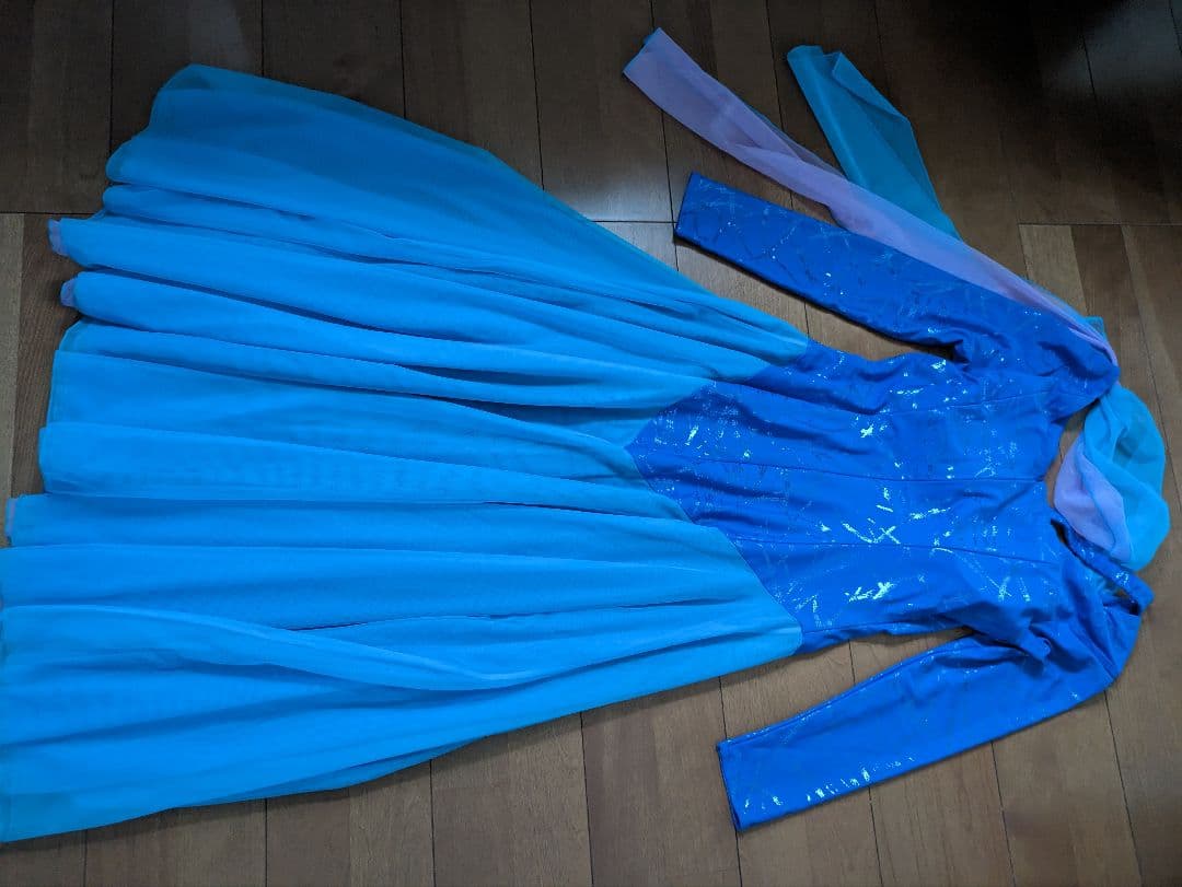 ♡IntheMOOD♡華やかで 上品、軽やかなドレス パーティー、ミニデモ