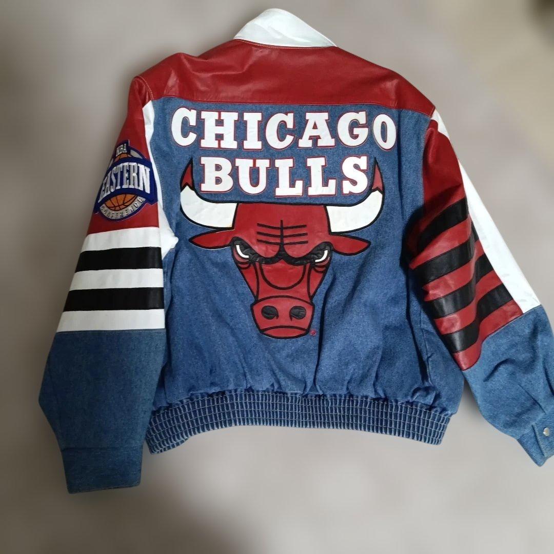 シカゴ・ブルズ　スタジャン　XL
