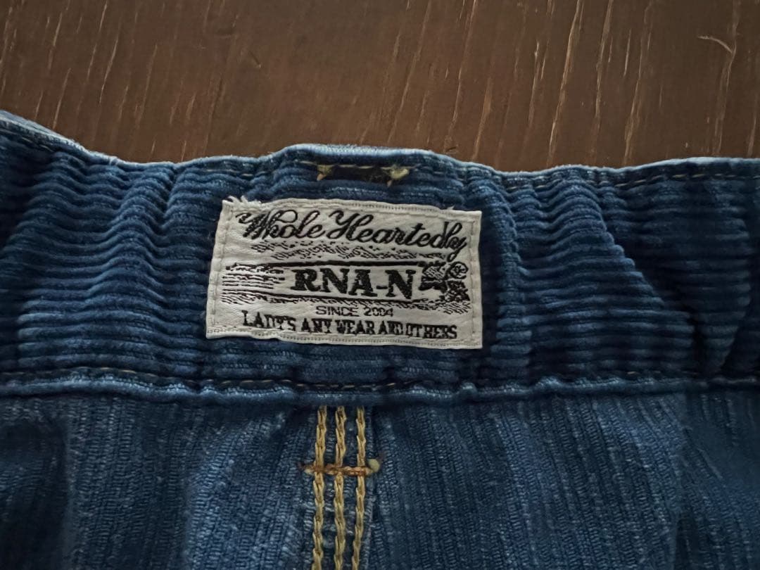 “RNA-N”ユーズドライクコーディロイワークパンツ・インディゴブルー・未使用品