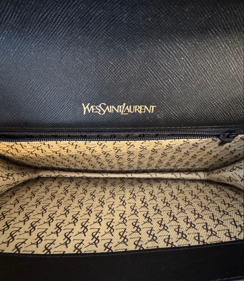【希少】YSL イヴ・サンローラン ブラックレザー クラッチバッグ