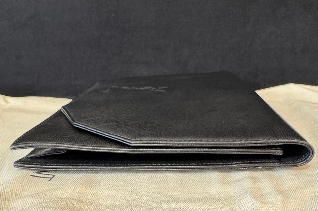 【希少】YSL イヴ・サンローラン ブラックレザー クラッチバッグ