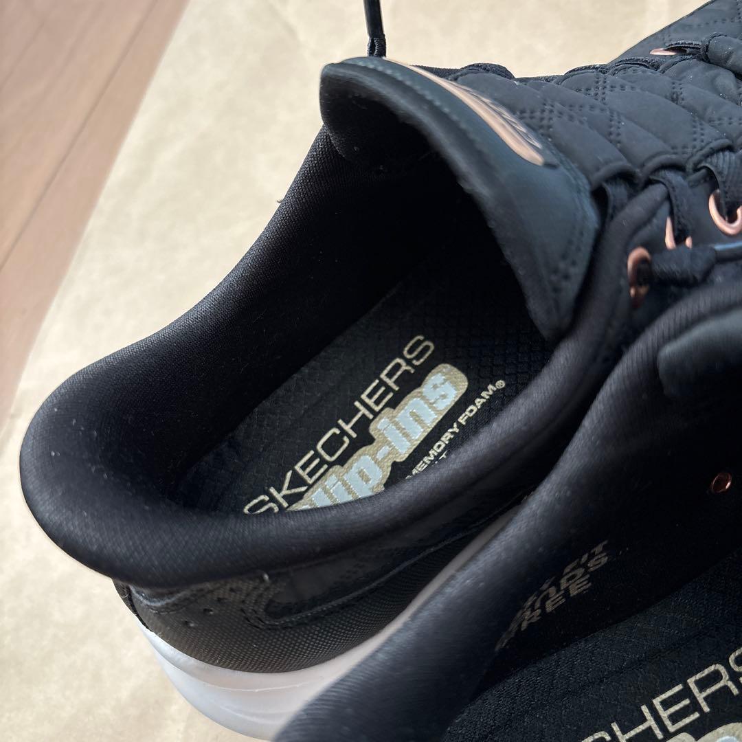 SKECHERS スリップインズ　ブラック