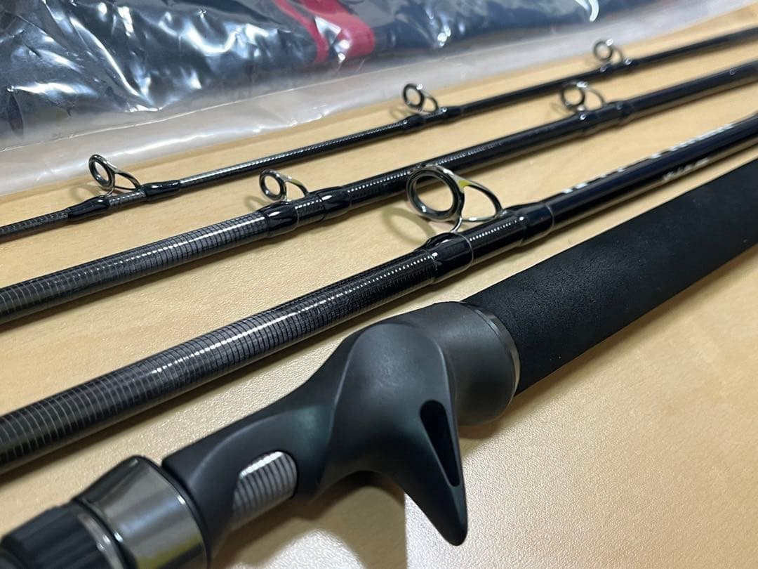 美品 ボンバダ パシスタ54