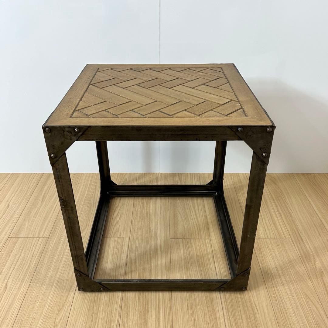 ASPLUND アスプルンド バーハンク ヘリボーン サイドテーブル　メタル　鉄