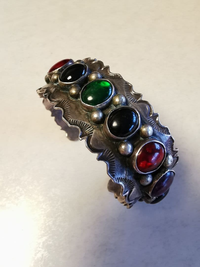 世界で１つ。一点物アンティーク　バングル　インディアンジュエリー