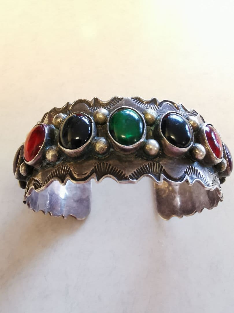 世界で１つ。一点物アンティーク　バングル　インディアンジュエリー