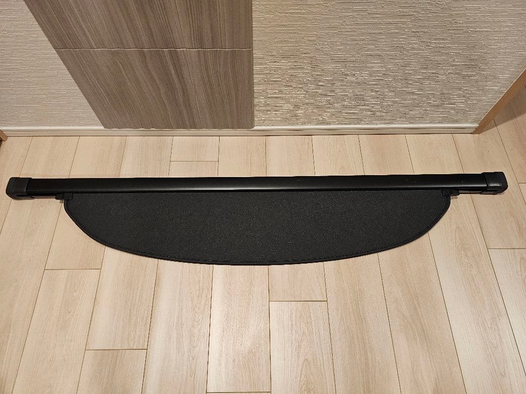 【純正】トノカバー ブラック　ハリアー60系前期