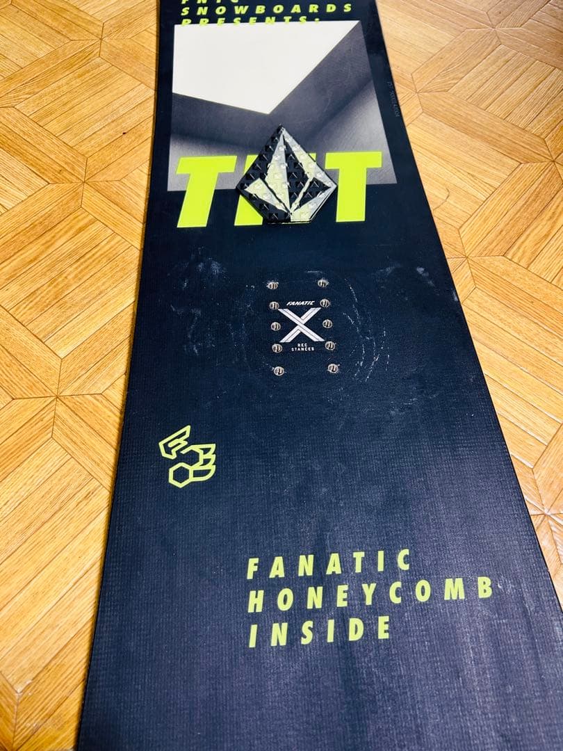 【FNTC TNT】スノーボード 157cm ブラック×グリーン