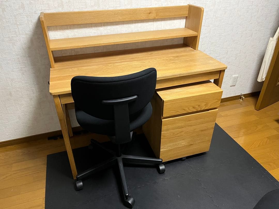 【直接引取り限定】無印　学習机机4点セット（デスク、キャビネット、上置き、椅子）