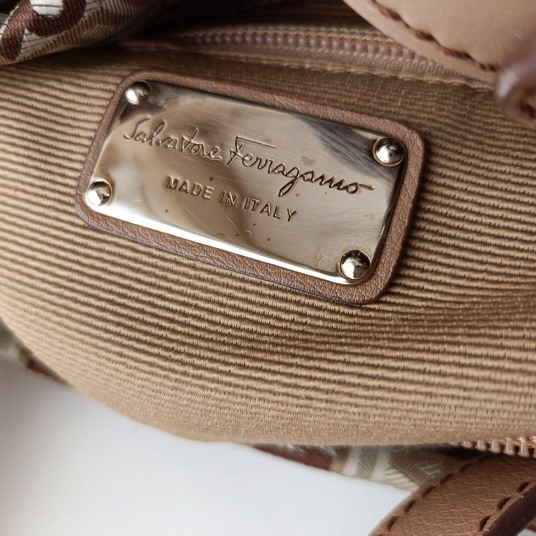 【美品】フェラガモ ロゴ キャンバス トートバッグ プリント