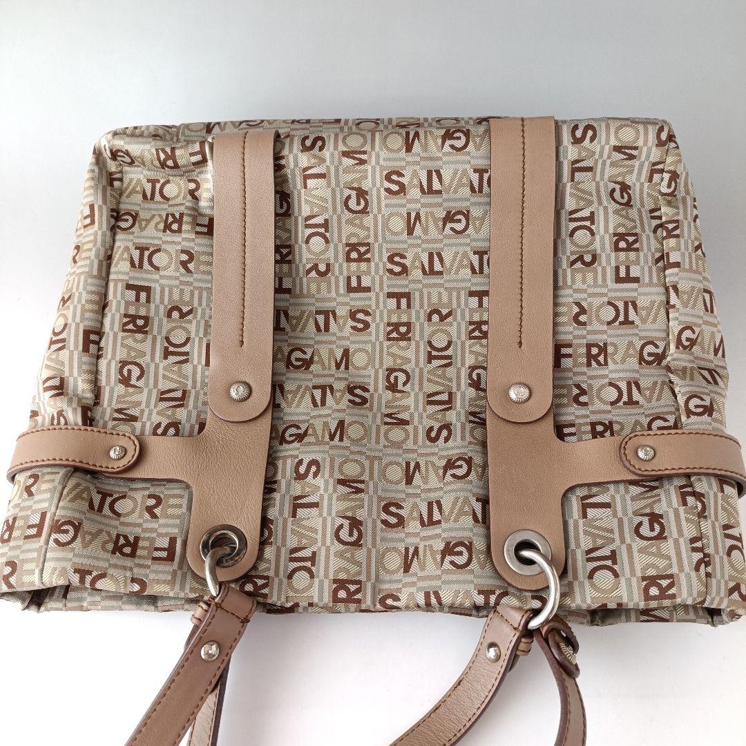 【美品】フェラガモ ロゴ キャンバス トートバッグ プリント