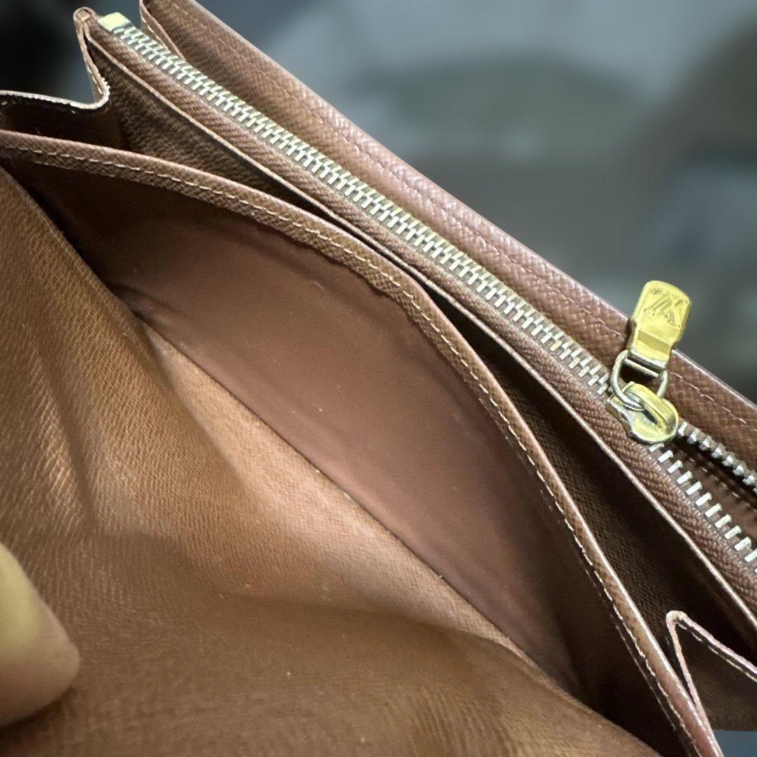 ⑩☆優良品♪カード10枚タイプ☆サラ長財布