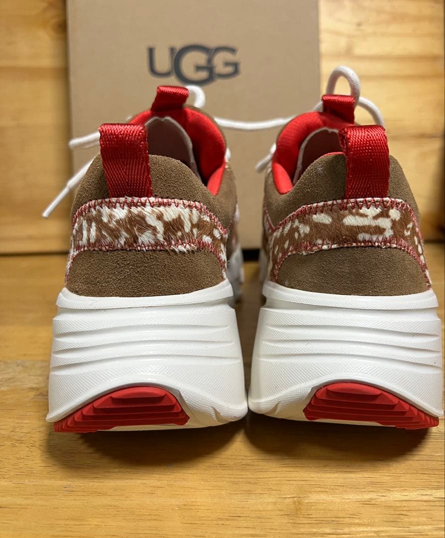 新品未使用品！UGG CALLE LACE SPECKLED スニーカー　23㎝