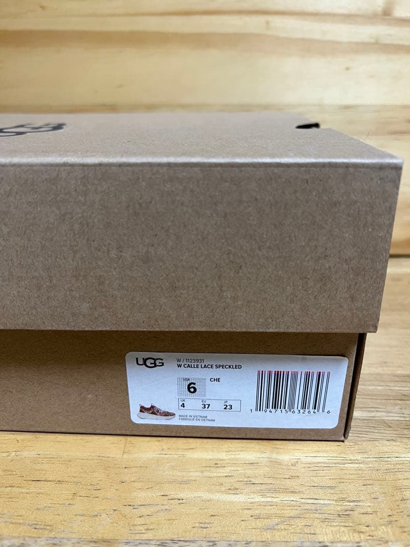 新品未使用品！UGG CALLE LACE SPECKLED スニーカー　23㎝