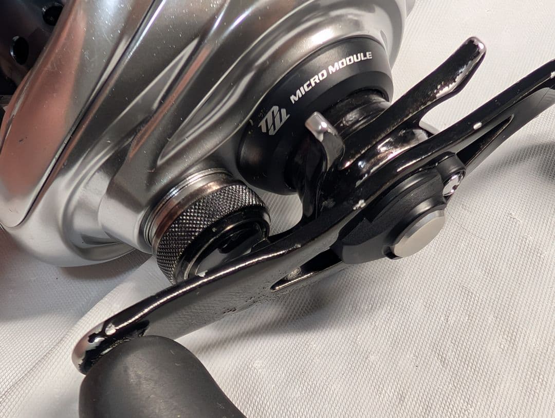 シマノ　16 メタニウム MGL 右　管473FJ 日本製