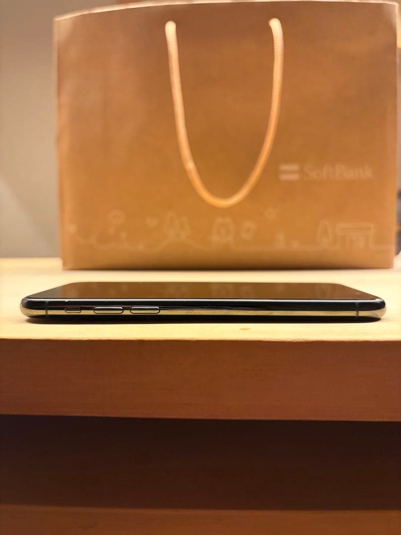 iPhone 11 Pro ミッドナイトグリーン256GB SIMフリー 本体