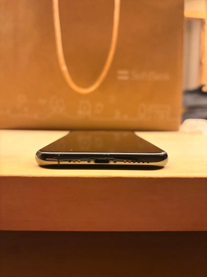 iPhone 11 Pro ミッドナイトグリーン256GB SIMフリー 本体