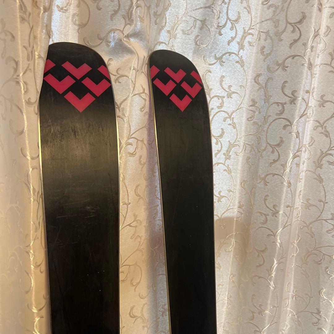 ブラッククロウズ　Black crows