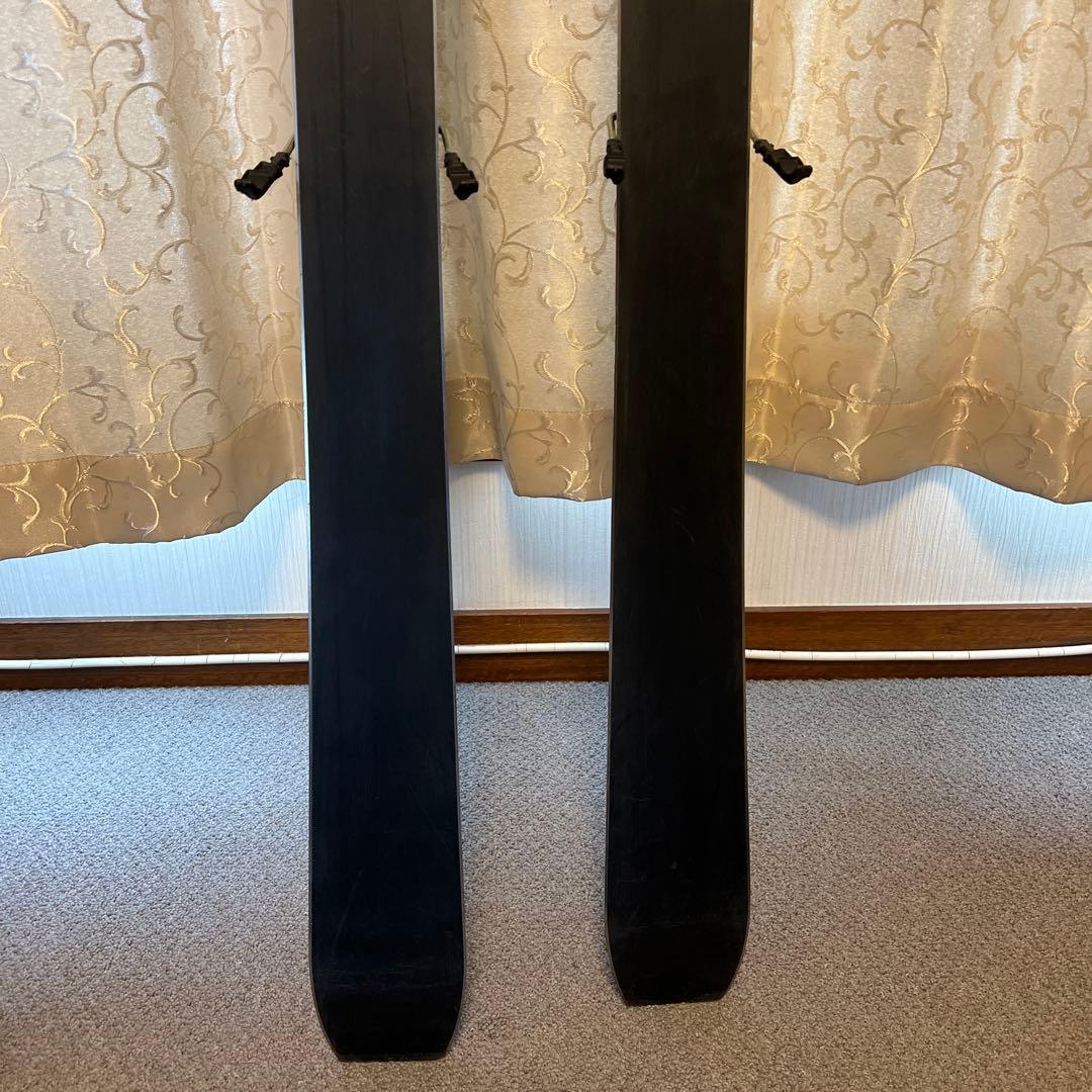 ブラッククロウズ　Black crows