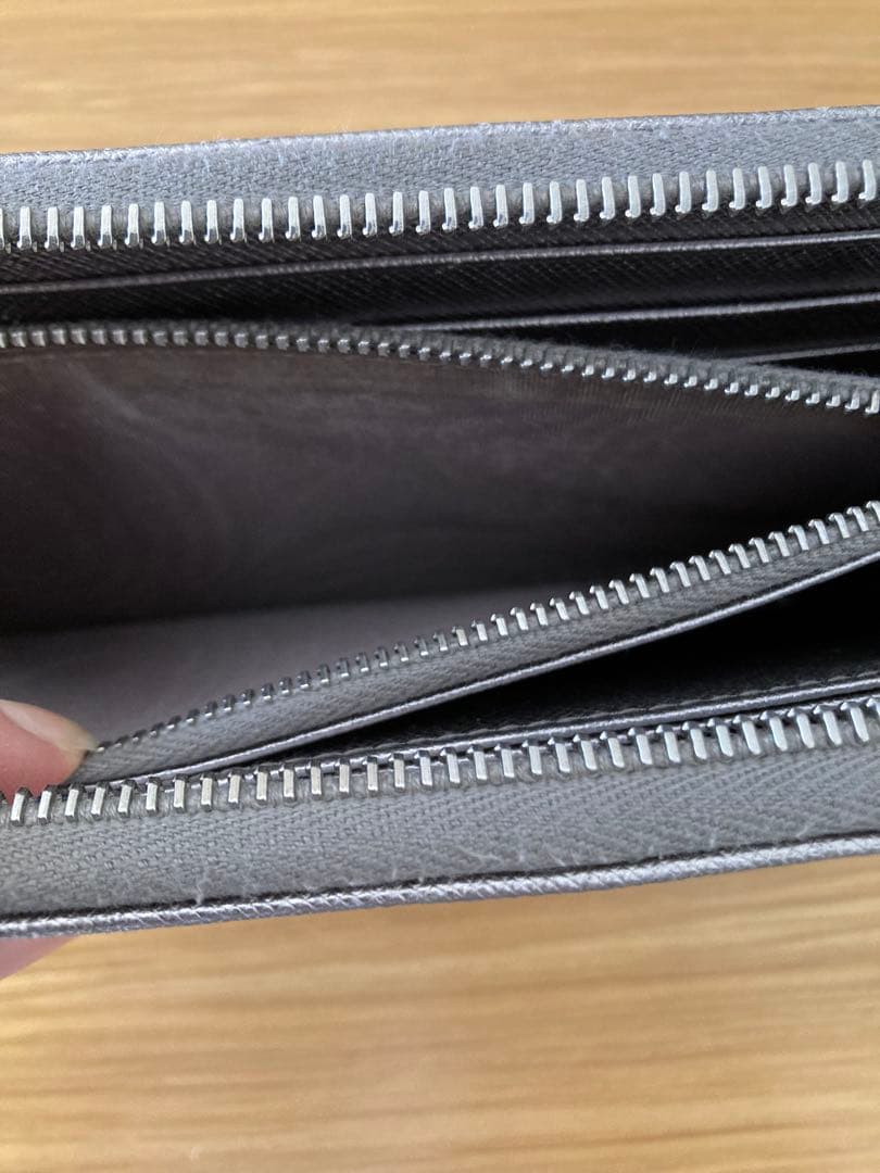 値下げPRADA サフィアーノレザー 長財布 シルバー