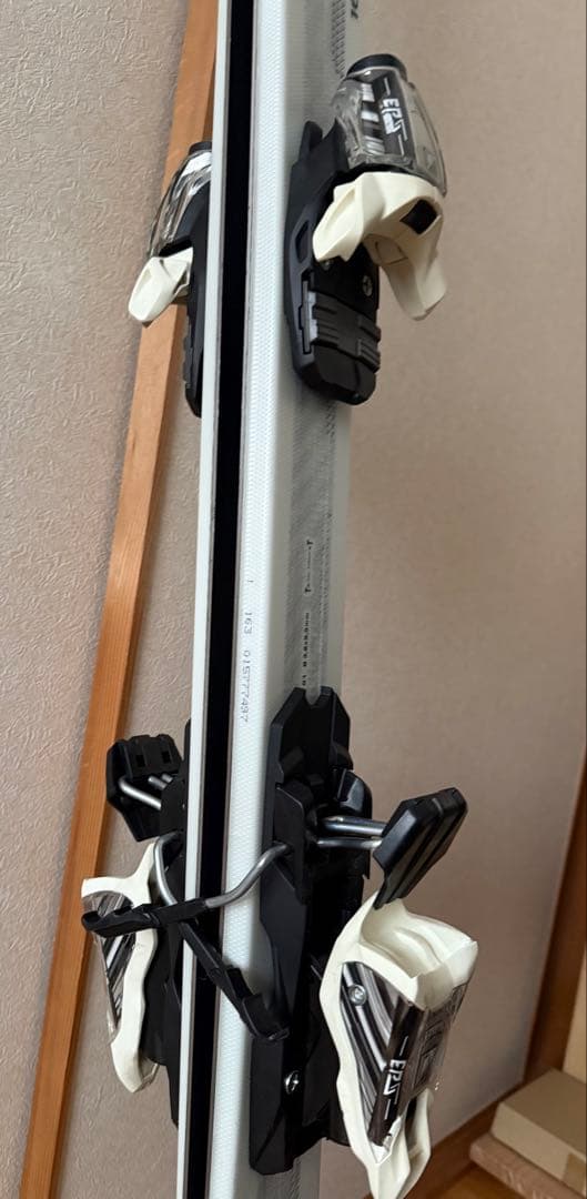 VOLKL初心者向けスキー163センチ（ビンディング付き）