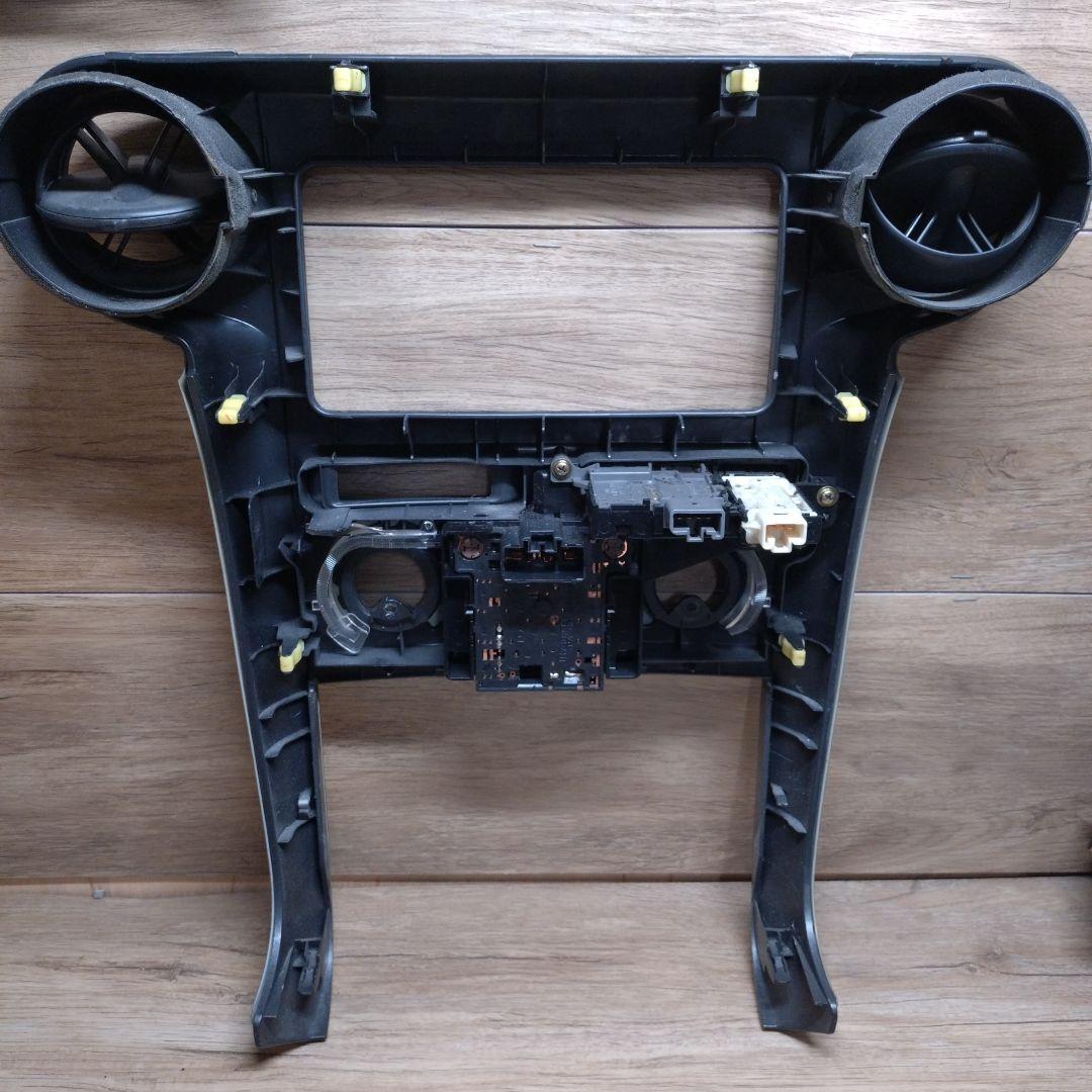 トヨタbB NCP30 35